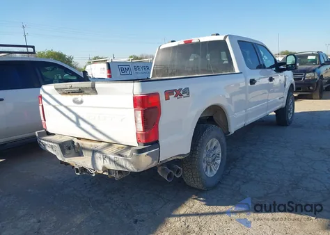 2022 Ford F-250 Xlt z USA, uszkodzony, nr VIN 1FT7W2BT5NEF15523